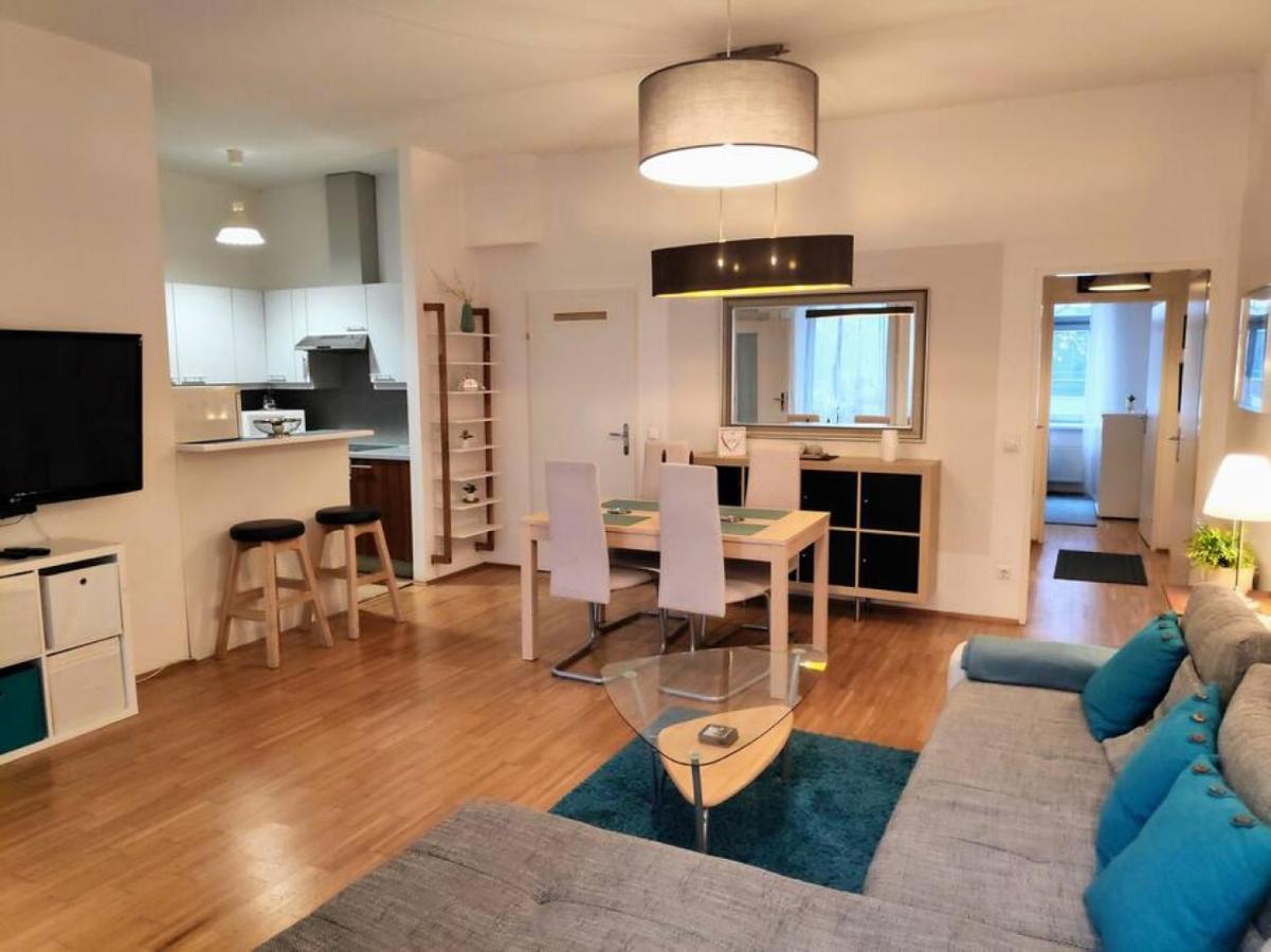 Nd Exquisites Wundervolles Ruhiges Terrassenapartment Mit Garage Bécs Kültér fotó