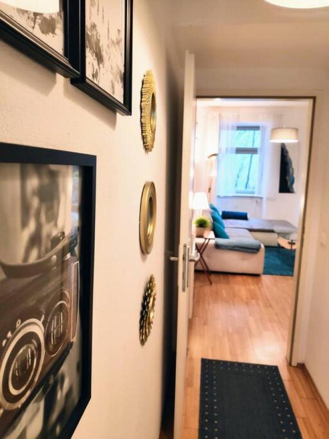 Nd Exquisites Wundervolles Ruhiges Terrassenapartment Mit Garage Bécs Kültér fotó