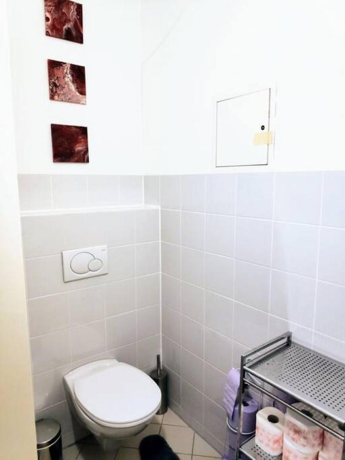 Nd Exquisites Wundervolles Ruhiges Terrassenapartment Mit Garage Bécs Kültér fotó